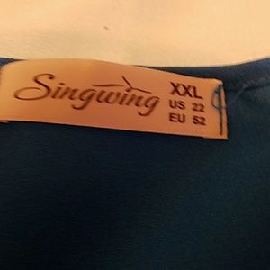 Singwing Tops - Darling little shirt Singwing Tops - Darling little shirt